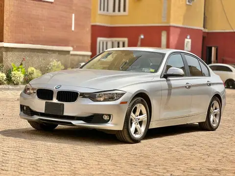 BMW 3 Series 328i F30