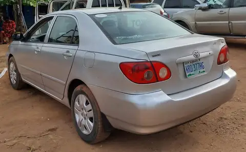 Toyota Corolla CE