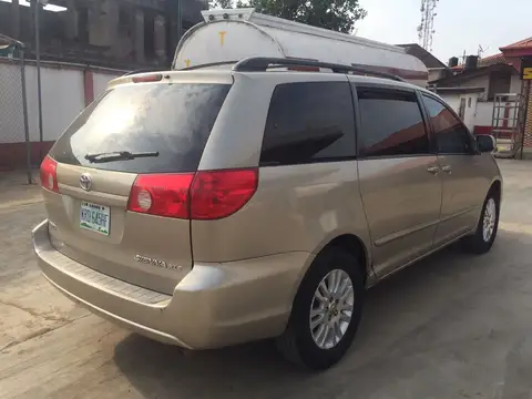 Toyota Sienna Edition 