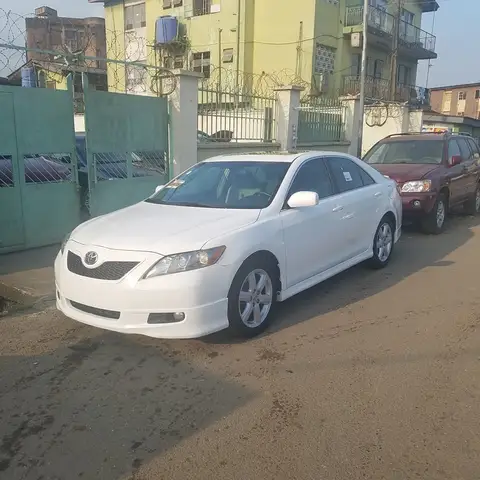 Toyota Camry S
