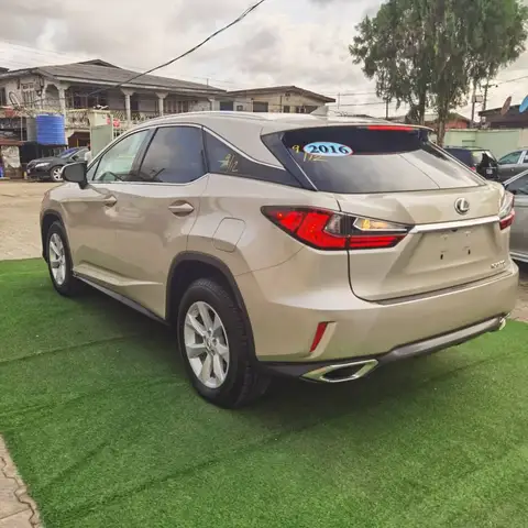 Lexus RX