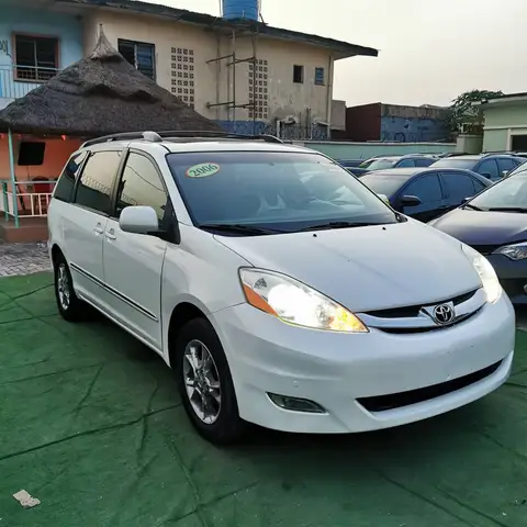 Toyota Sienna Xle