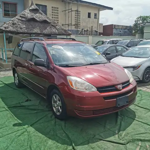 Toyota Sienna Xle 