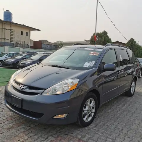 Toyota Sienna Xle 