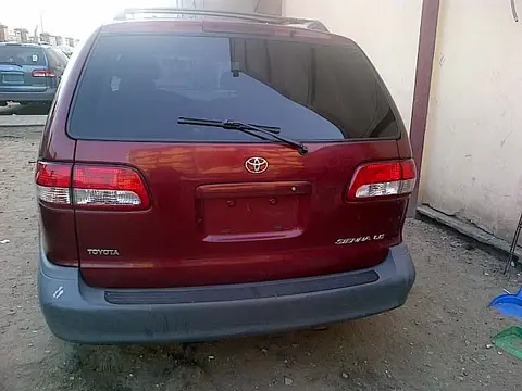 Toyota Sienna