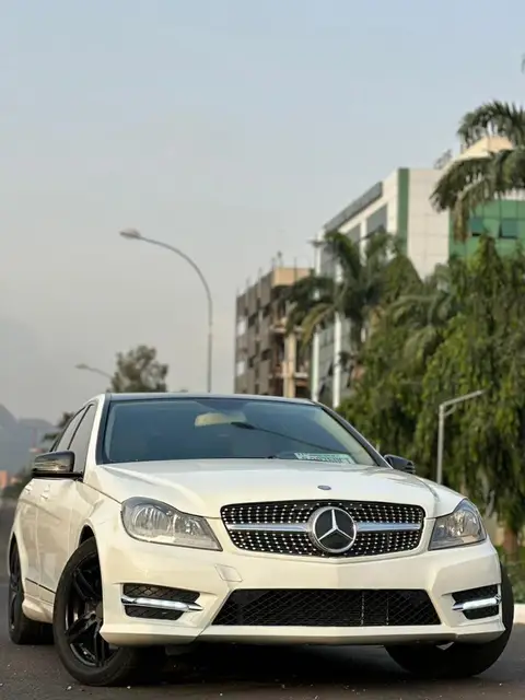 Mercedes Benz C-Class C300