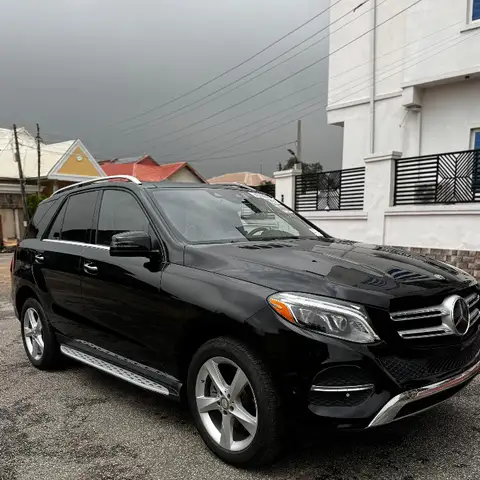 Mercedes Benz GLE-Class GLE 350