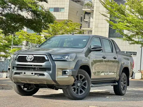 Toyota Hilux Adventure 