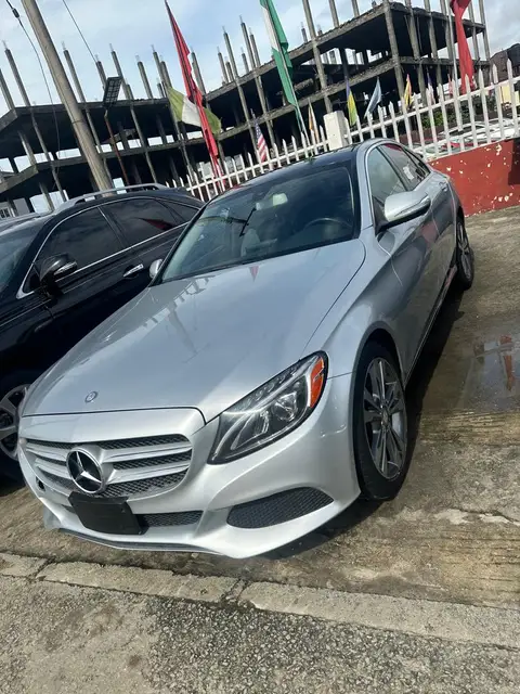Mercedes Benz C-Class C300
