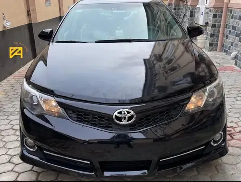Toyota Camry Sport SE