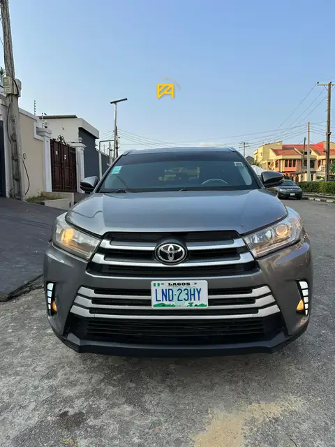 Toyota Highlander XLE