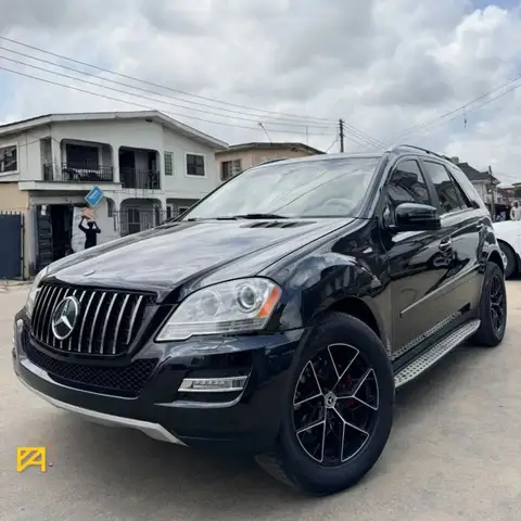 Mercedes Benz ML-Class ML350