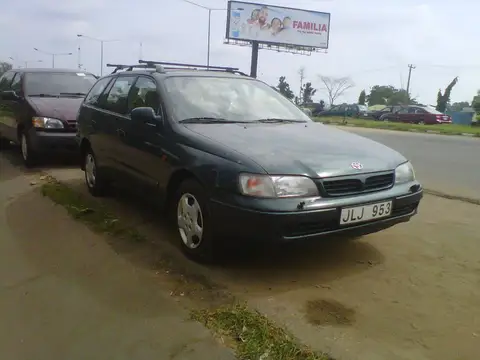 Toyota Caldina Carina E