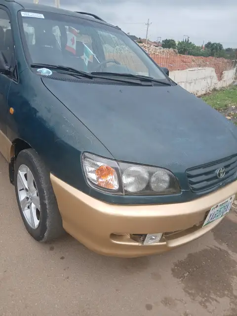 Toyota Picnic