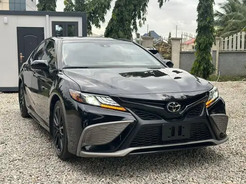 Toyota Camry XSE