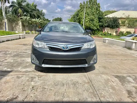 Toyota Camry Hybrid