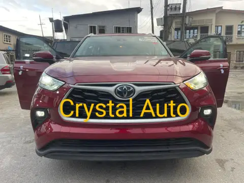 Toyota Highlander XLE AWD