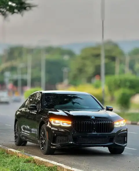 BMW 7 Series 750i