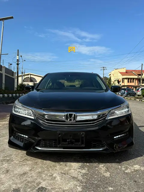 Honda Accord Touring V6