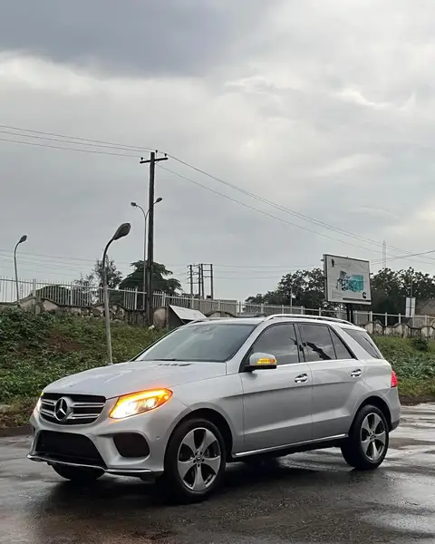 Mercedes Benz GLE-Class GLE 350