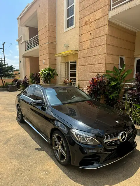 Mercedes Benz C-Class C300