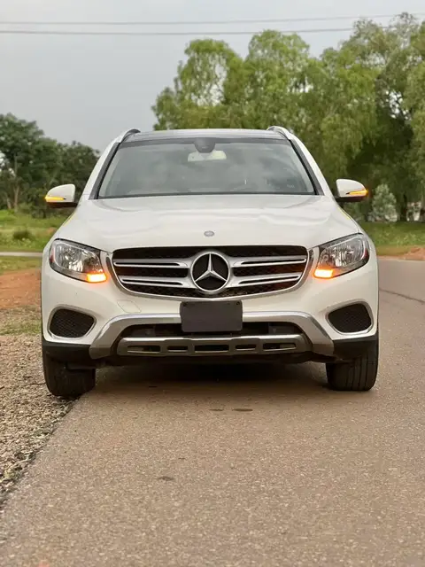 Mercedes Benz GLC-Class GLC300 Full Option 