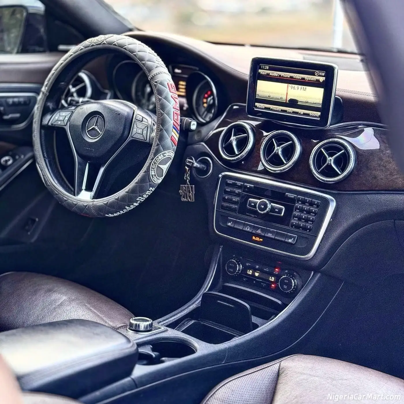 2014 Used Mercedes Benz CLA-Class AMG TRIM For Sale  #3