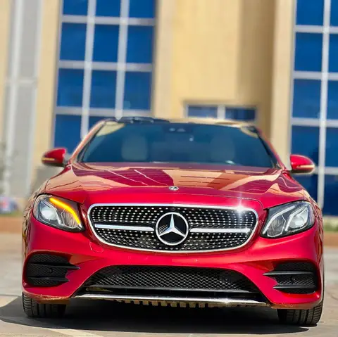 Mercedes Benz E-Class E300
