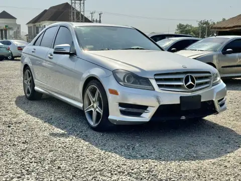 Mercedes Benz C-Class C300 First Body
