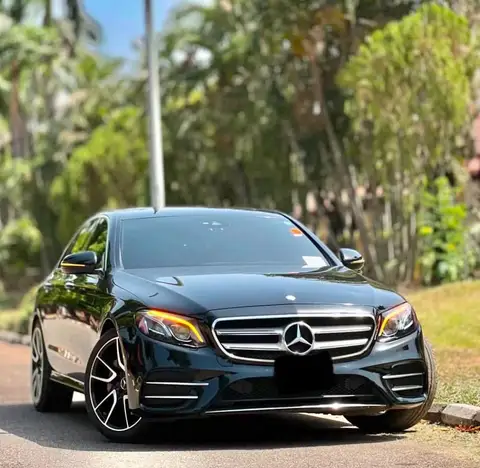 Mercedes Benz E-Class E300 4Matic