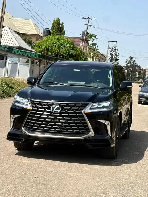 Lexus LX 570