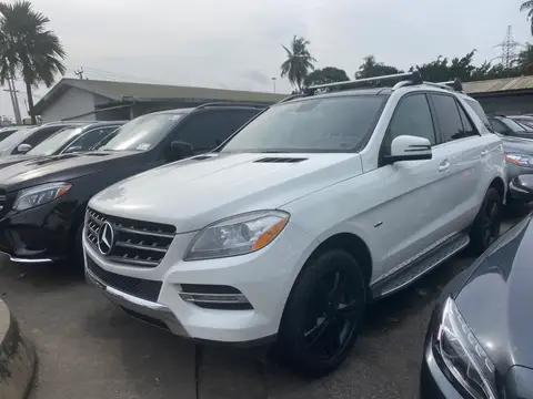 Mercedes Benz ML-Class ML350