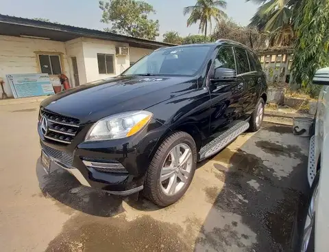 Mercedes Benz ML-Class ML350
