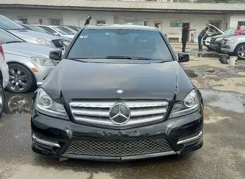 Mercedes Benz C-Class C300
