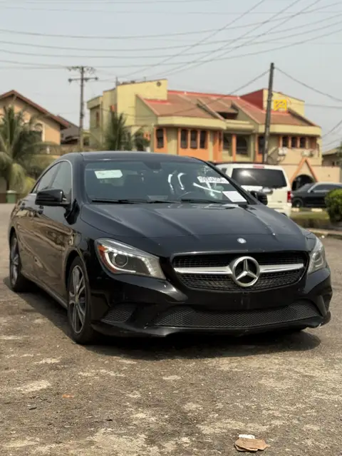 Mercedes Benz CLA-Class CLA 250 Premium
