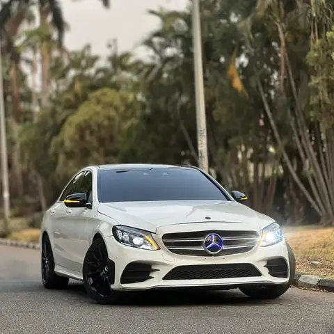 Mercedes Benz C-Class C400