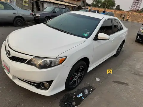 Toyota Camry Sport