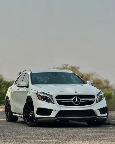Mercedes Benz GLA-Class GLA 35 AMG