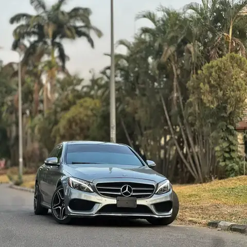 Mercedes Benz C-Class C300