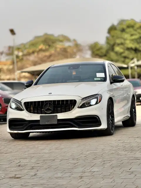 Mercedes Benz C-Class C63 AMG C63s