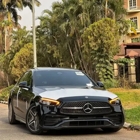 Mercedes Benz C-Class C300