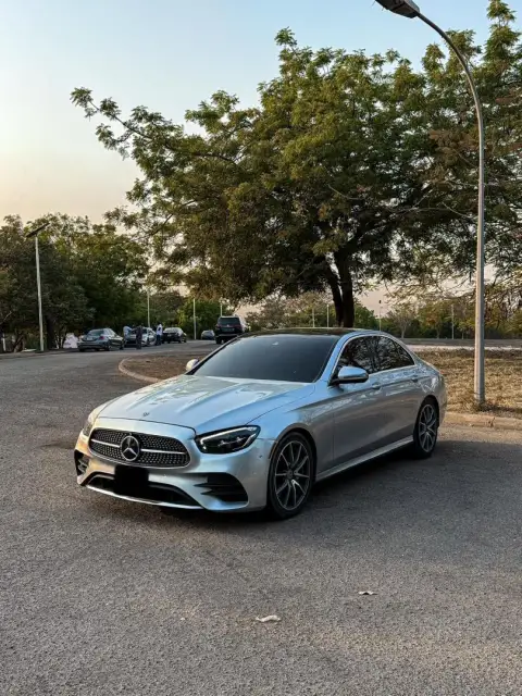 Mercedes Benz E-Class E350