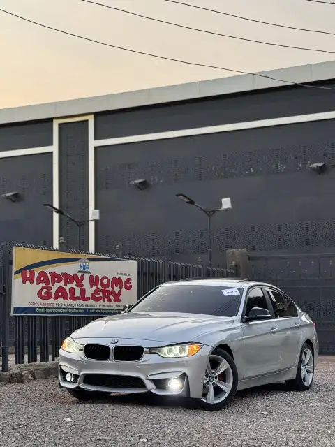 BMW 3 Series 328i