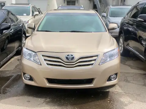 Toyota Camry XLE 
