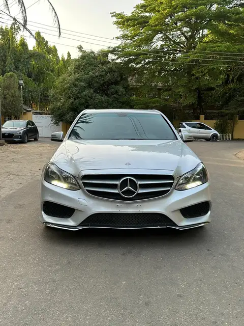 Mercedes Benz E-Class E350