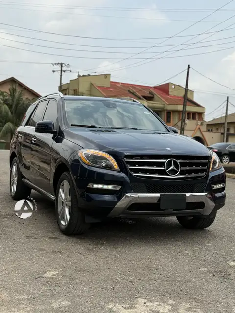 Mercedes Benz ML-Class ML350
