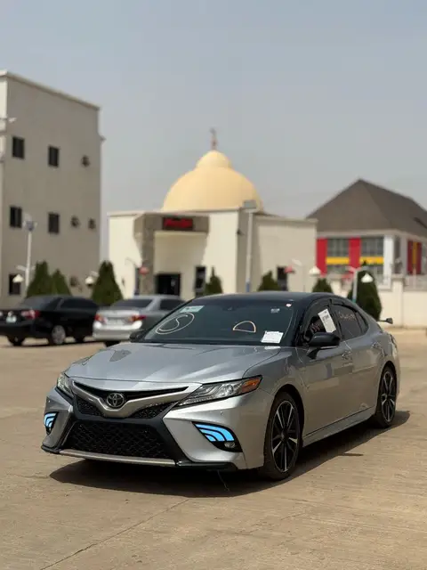 Toyota Camry XSE
