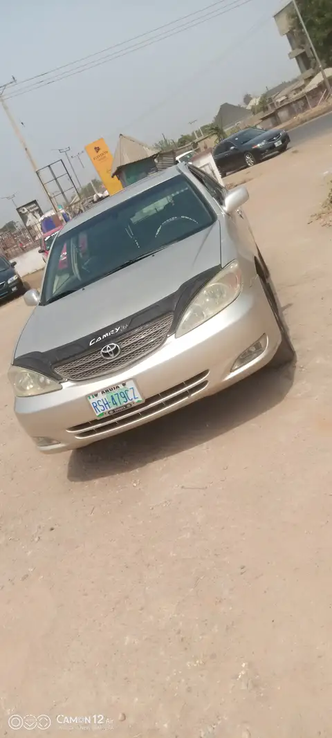 Toyota Camry Lx