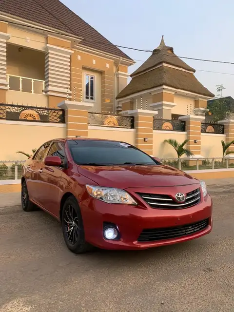 Toyota Corolla LE