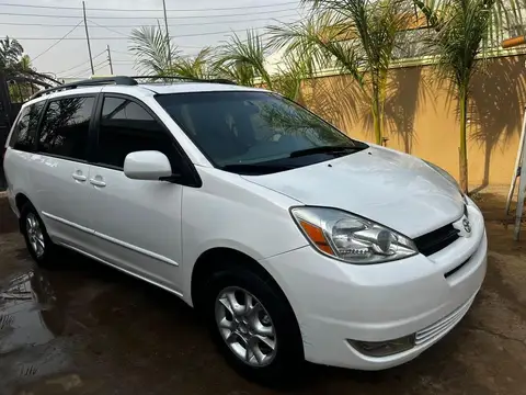 Toyota Sienna XLE